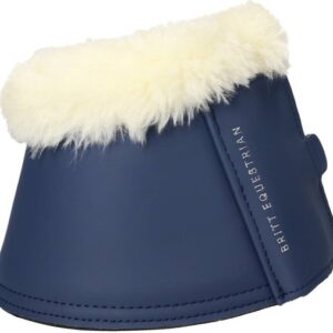 De Britt Equestrian AW25 springschoenen / bells in donkerblauw bieden optimale bescherming en stijl. Neopreen kern en klittenbandsluiting zorgen voor comfort en veiligheid.
